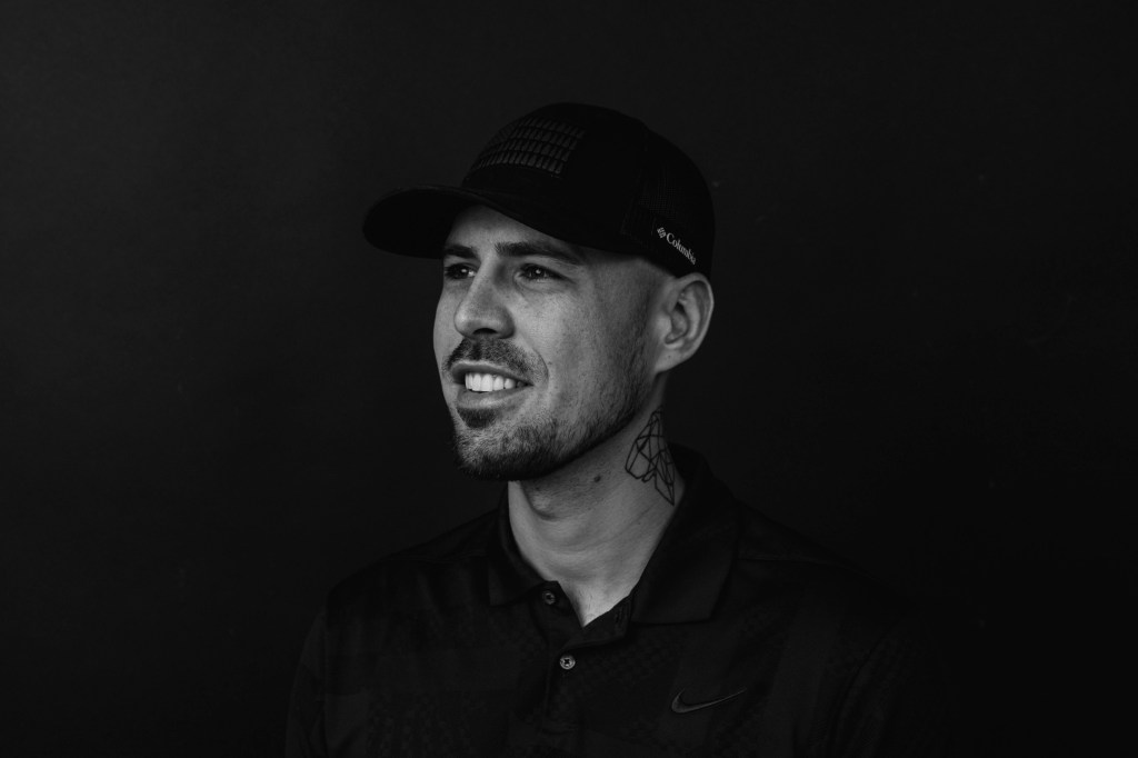 About Bekir Mustafic and his professional background.